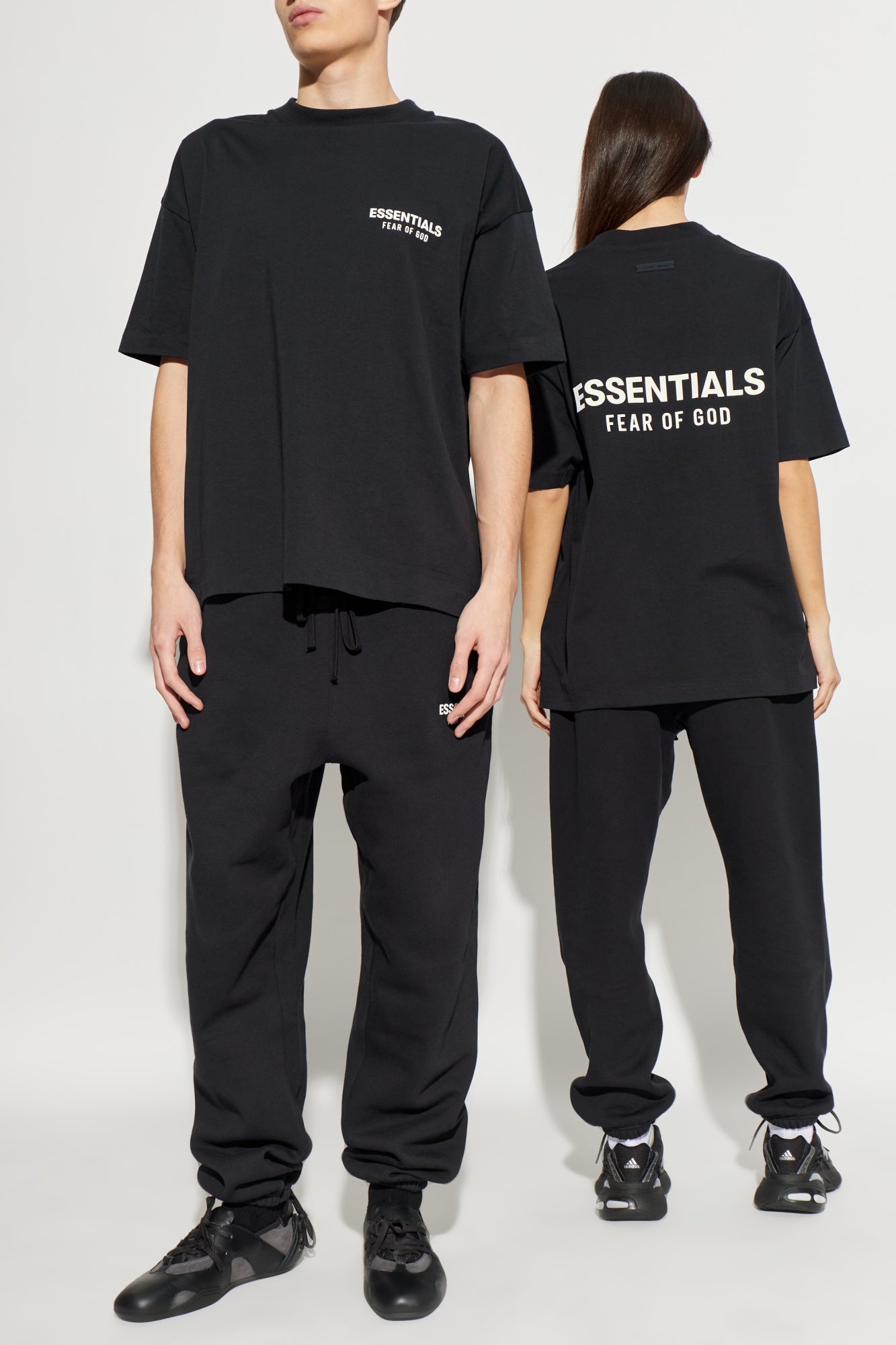 FEAR OF GOD SS24 BLACK/WHITE / T SHIRT