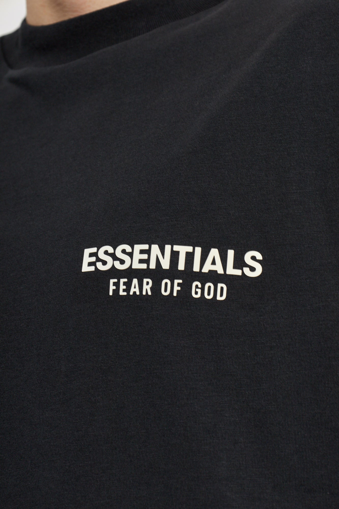 FEAR OF GOD SS24 BLACK/WHITE / T SHIRT