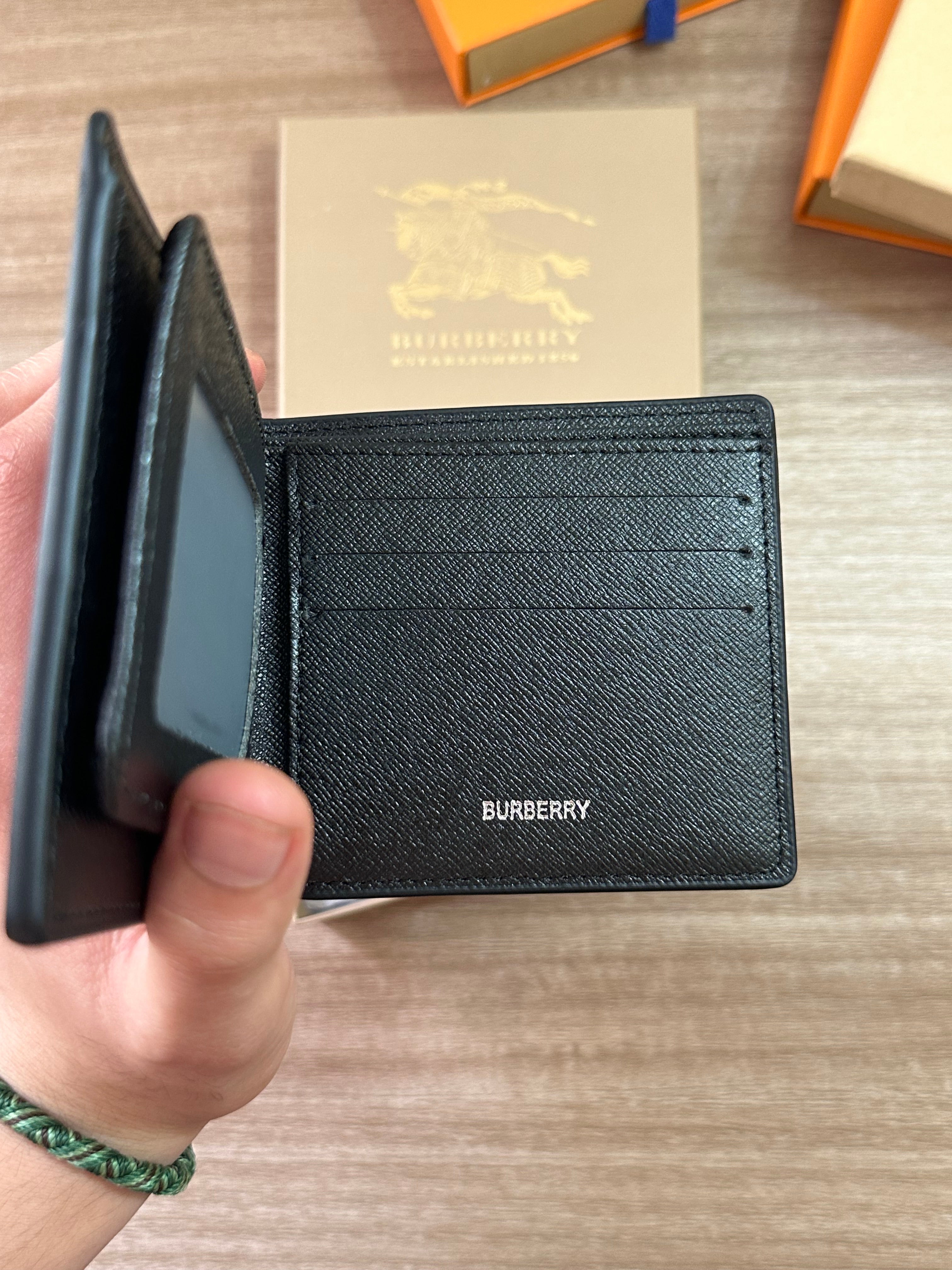 BURBERRY TB ALL BLACK