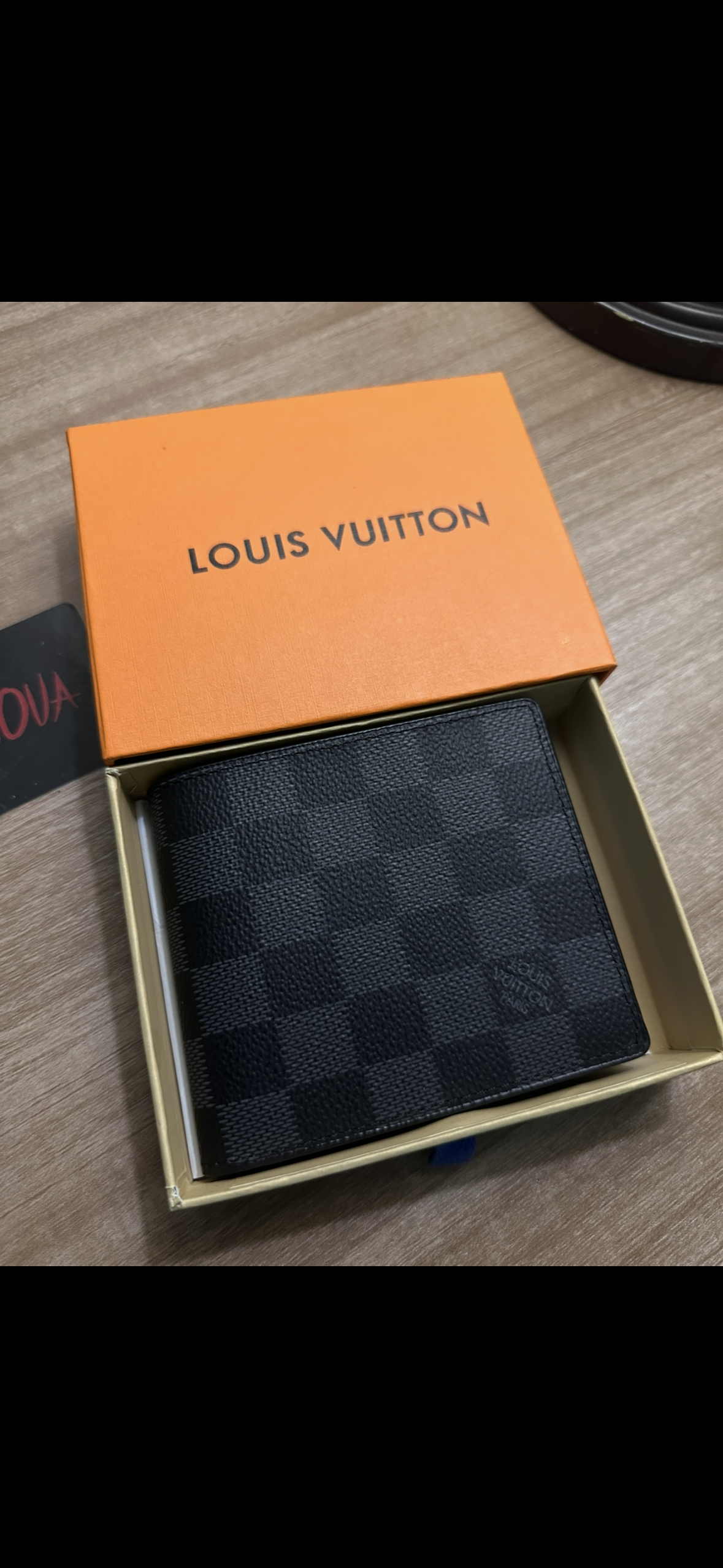 LOUIS VUITTON DAMIER GRAFFITE
