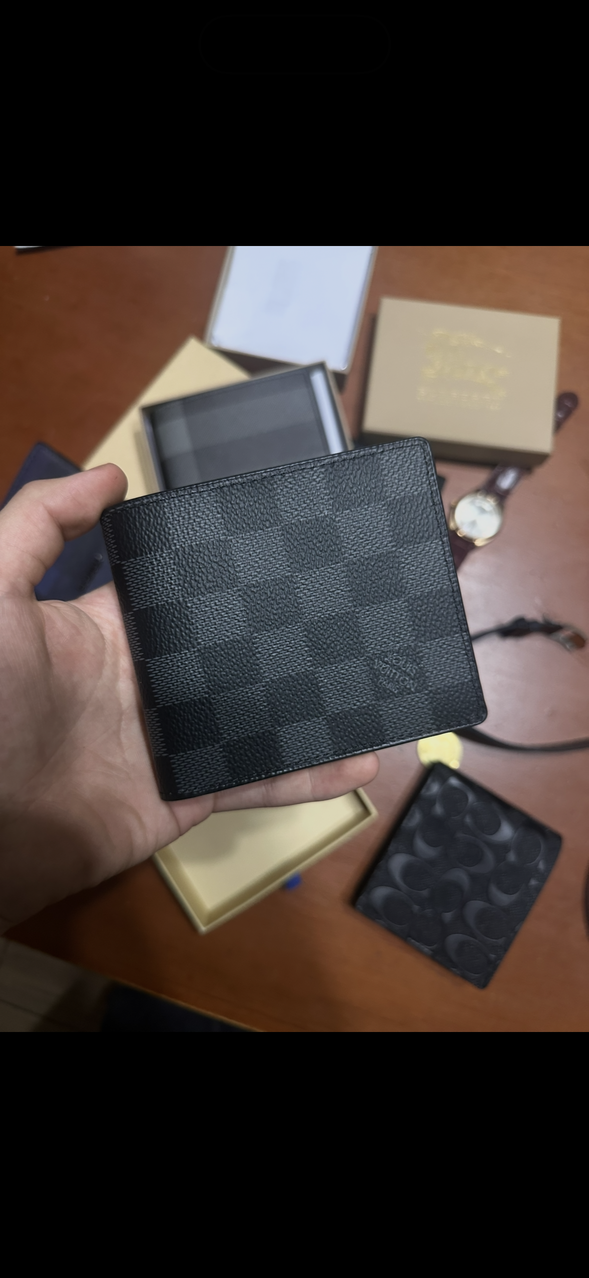 LOUIS VUITTON DAMIER GRAFFITE
