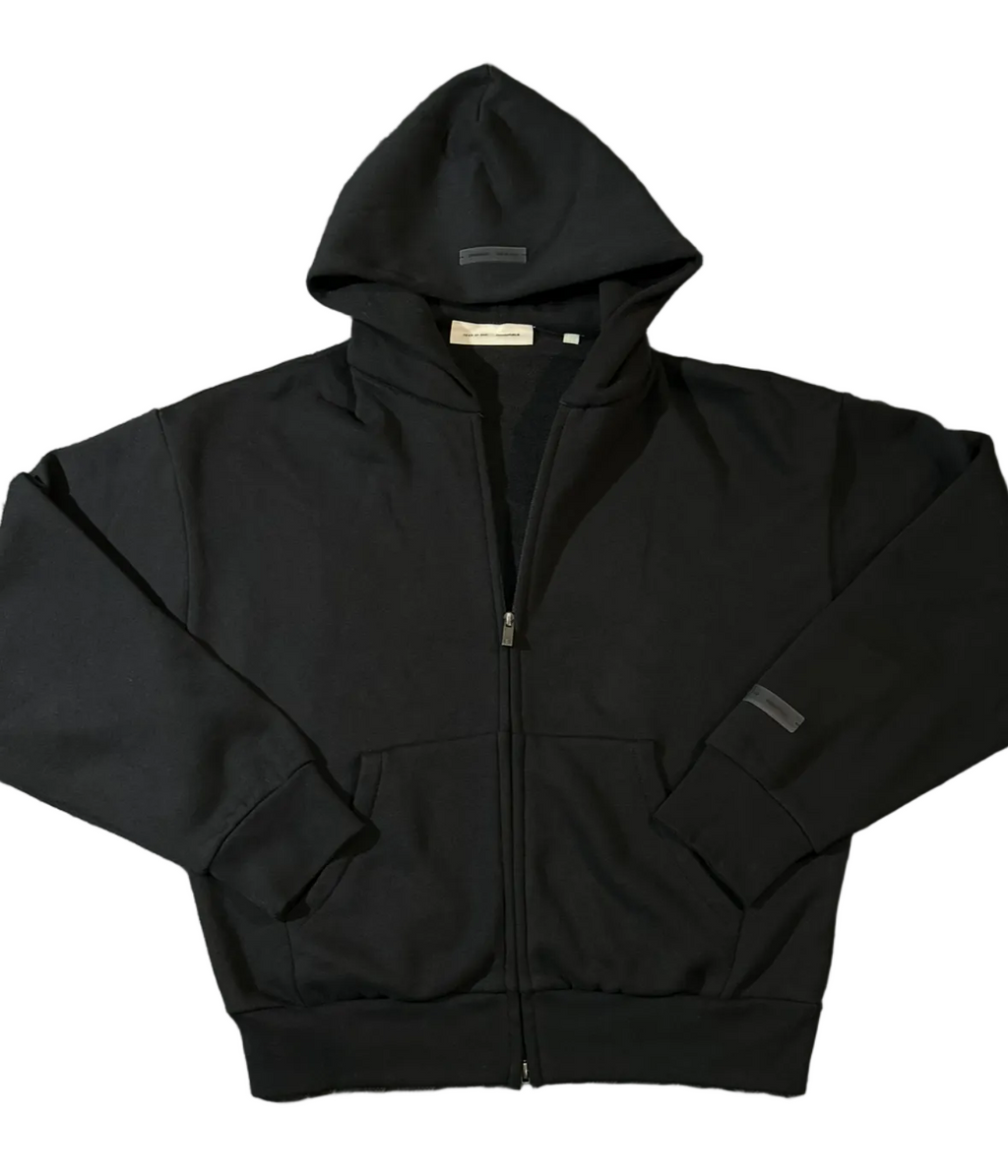 ESSENTIALS FOG TOTAL BLACK/SS2025 (ZIPPER)