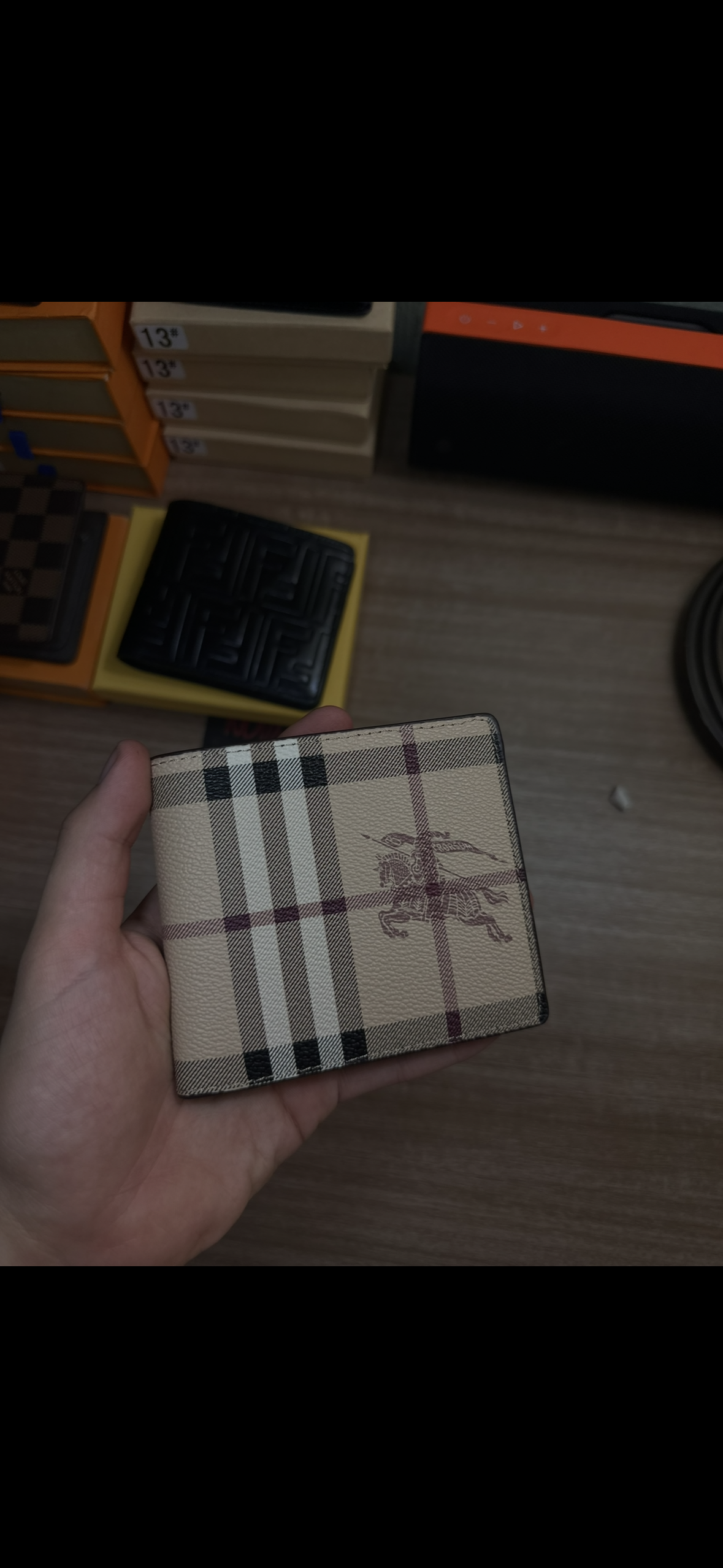 BURBERRY BIFOLD CLASSIC